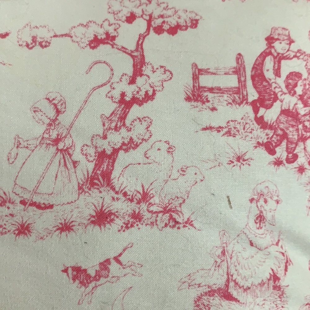 Nursery Rhyme Toille Pillow - Picture 4 of 8